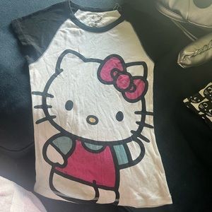 Sanrio hello kitty T shirt Size M